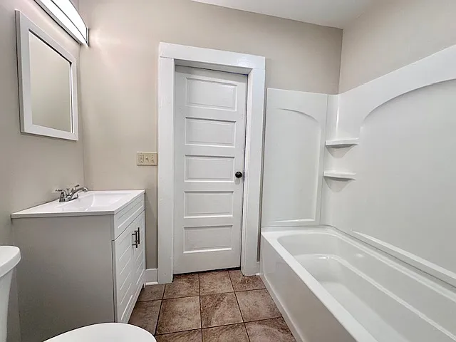 38 Spring St #40 — Photo 6