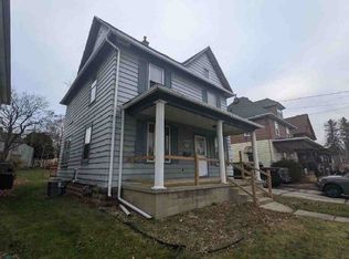 924 N Spring St, Beaver Dam, WI 53916