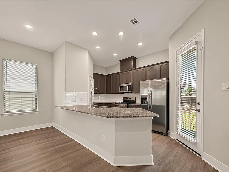 13412 Sun Cay Dr — Photo 11