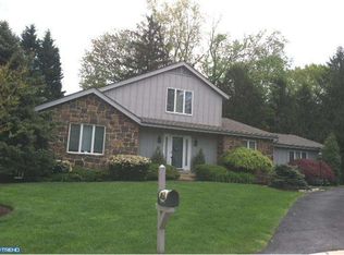 12 Briars Ln, Wilmington, DE 19807