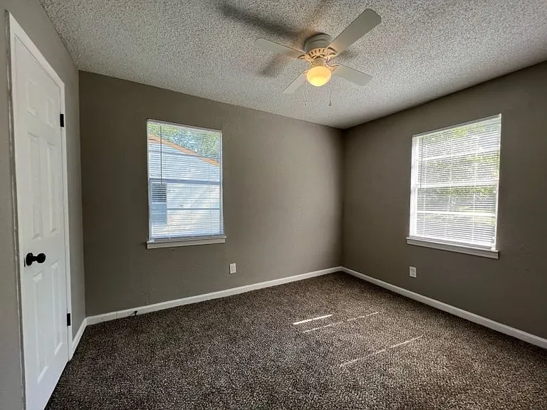 4433 Range Line Rd — Photo 6