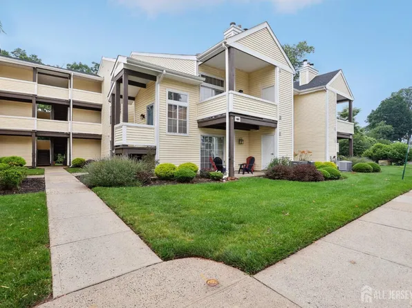 101 Country Club Dr Unit 6, Union, NJ 07083