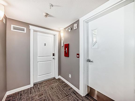 5th image of 220 E Skyview Ranch Rd NE #4214