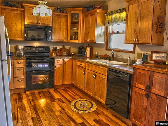 2nd image of 2153 W 42nd St