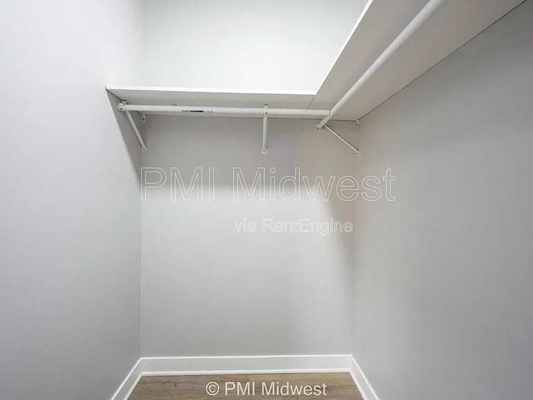 2038 E Maryland St #B — Photo 19
