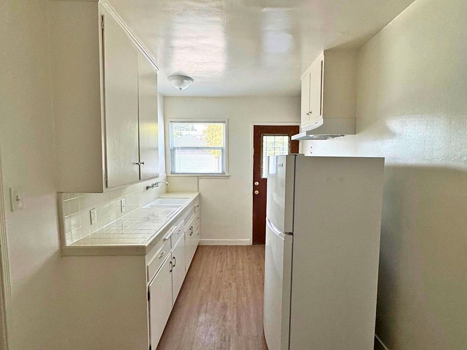 1st image of 11417 Washington Pl APT 7