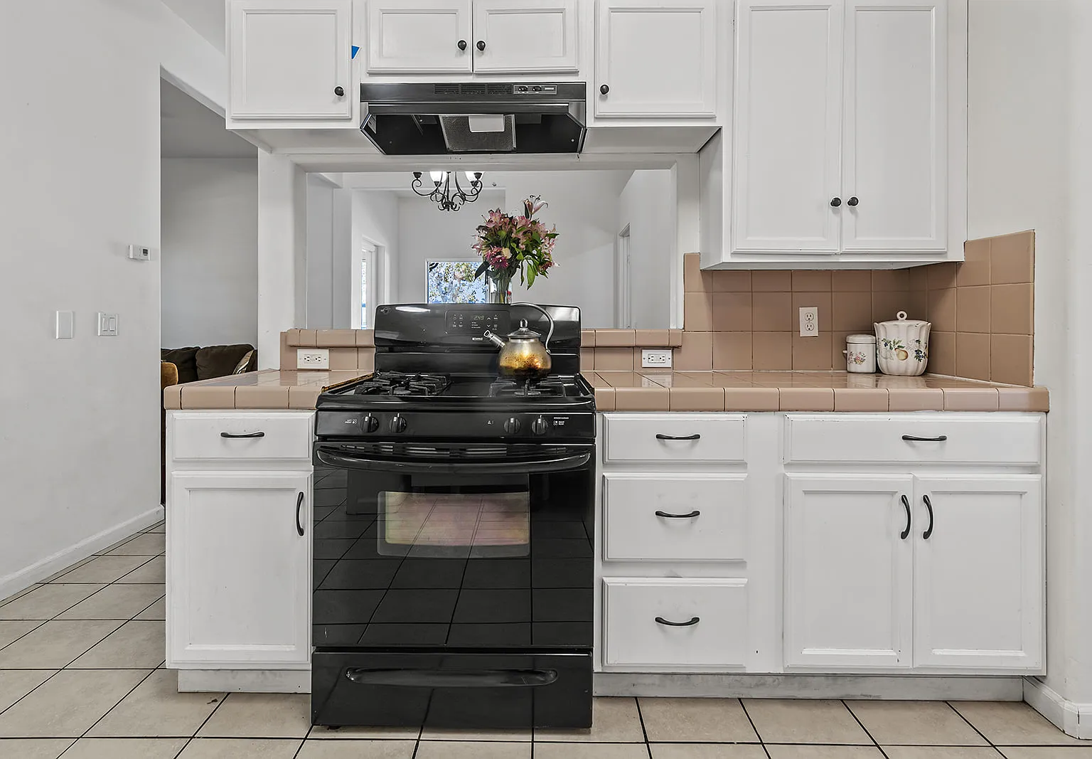 4 bed, 1492 sqft, $3,600 — Photo 4