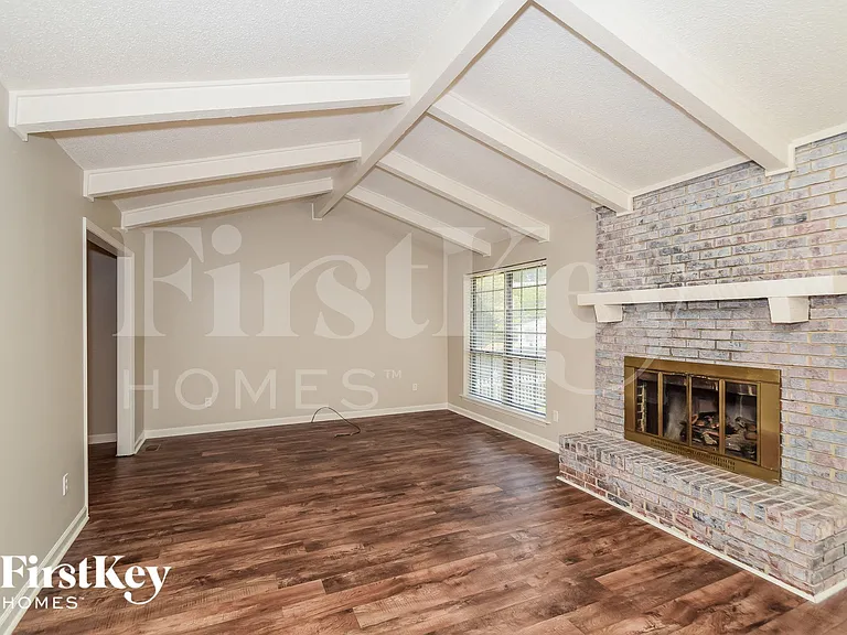 26 Royal Coach Cir — Photo 2