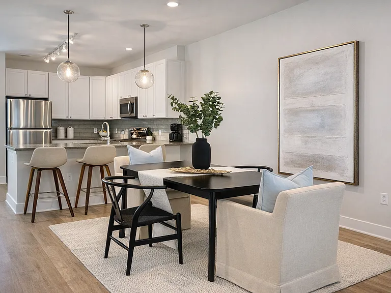 Parkview at Spring Hill Apartments — Photo 10