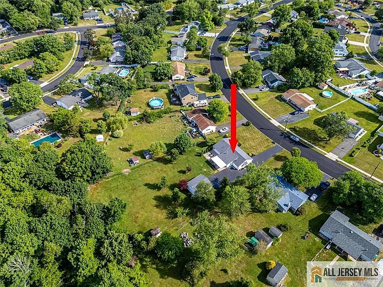39 Kendall Rd — Photo 40