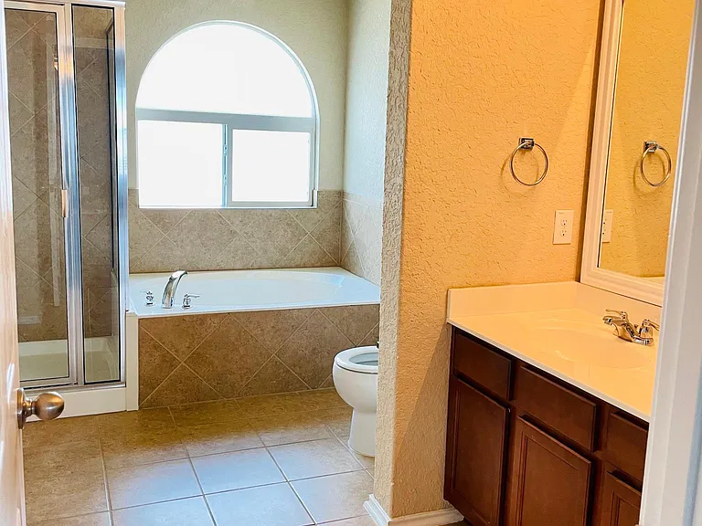 10203 Mill Path — Photo 14