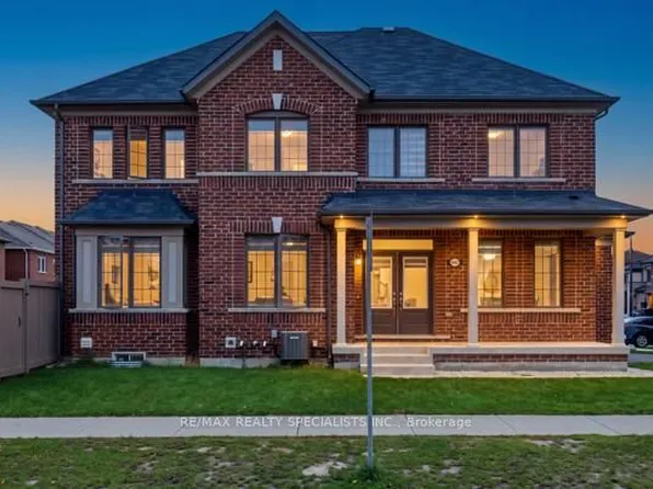 542 Remembrance Rd, Brampton, ON L7A 5C8