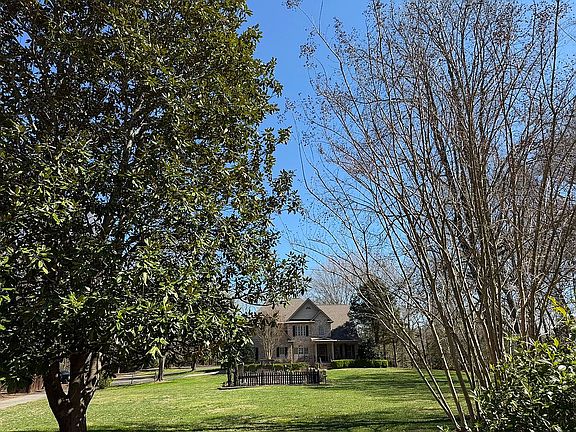 4th image of 507 Mahaffey Rd