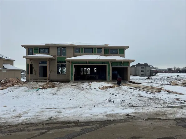23820 W 58th Pl, Shawnee, KS 66226