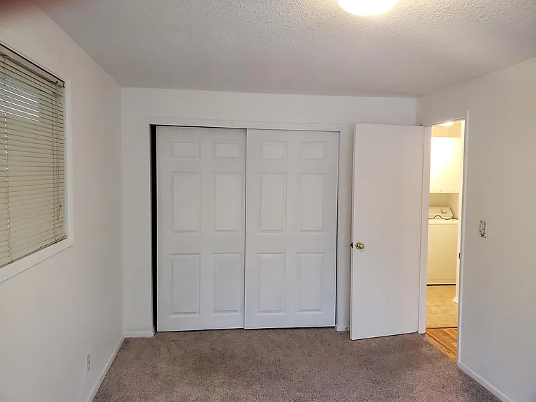 5588 SW Erickson Ave — Photo 9