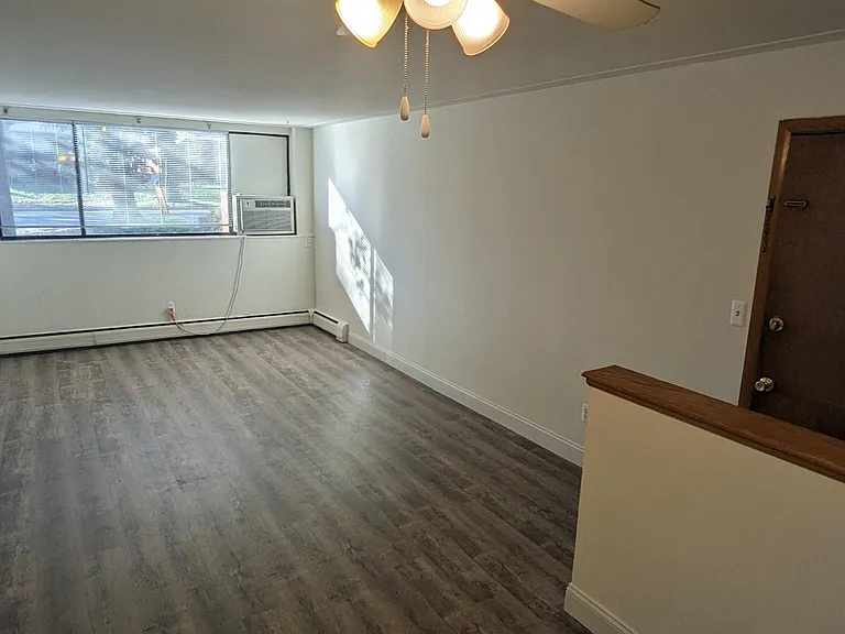1835 Ulysses St NE #10 — Photo 3