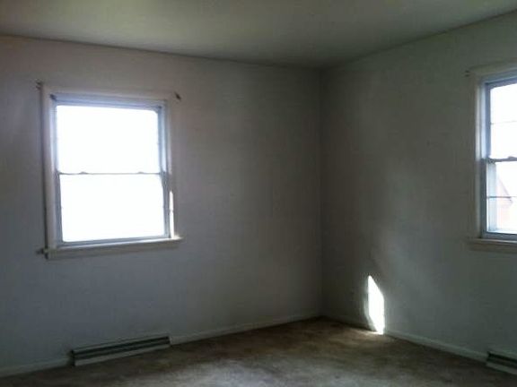 4th image of 2435 S Ironwood Dr