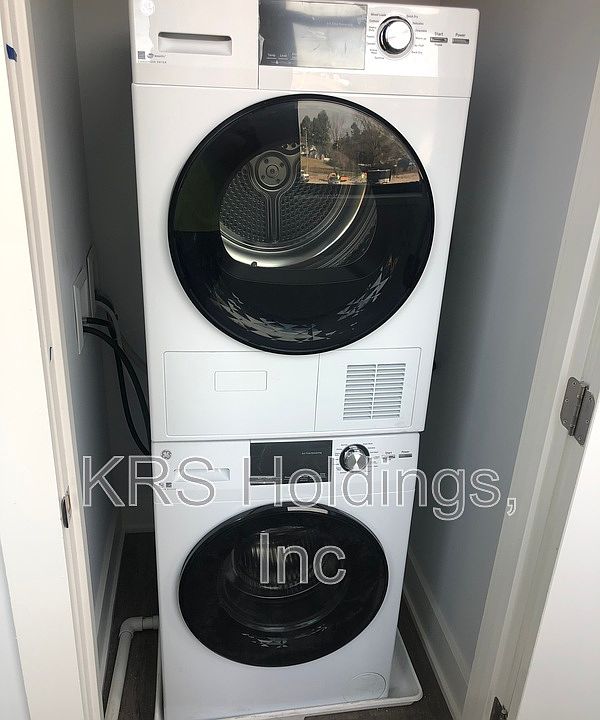 2nd image of 300 E Elizabeth St #269