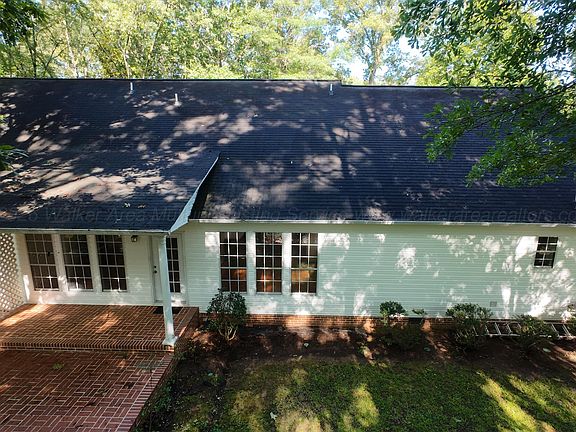 5th image of 2805 Victorian Dr