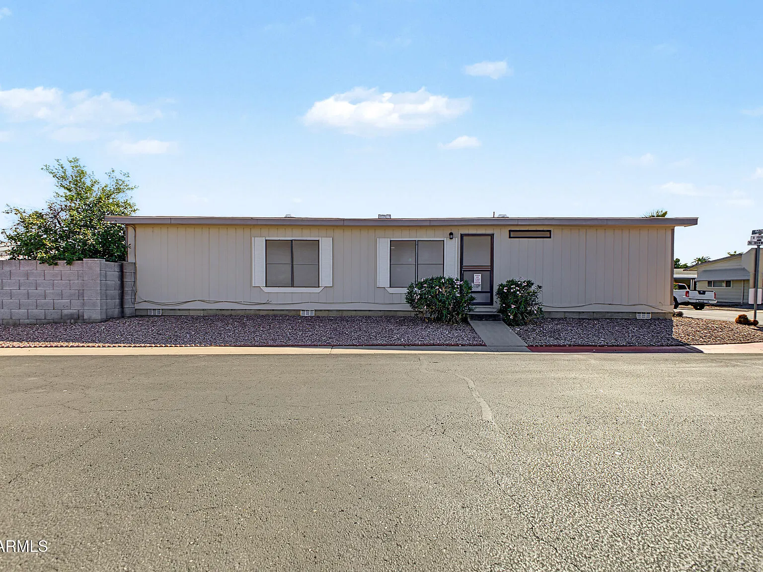 3 bed, 2.0 bath, 1272 sqft, $1,395 — Photo 1