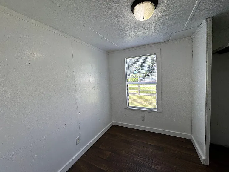202 Irvin Ave NW #1 — Photo 7