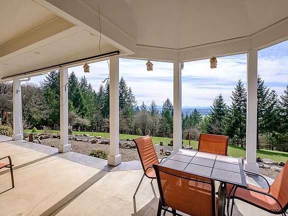 3rd image of 38637 Hungry Hill Dr
