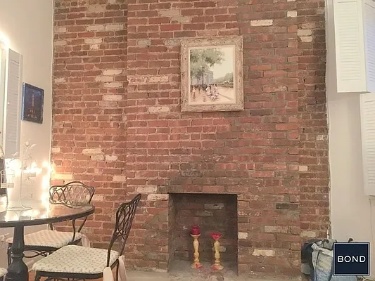 Rented by Bond New York | media 13