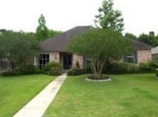 3238 Riverwalk Dr, Baton Rouge, LA 70820