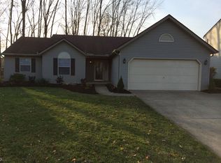 333 Bayberry Dr, Elyria, OH 44035