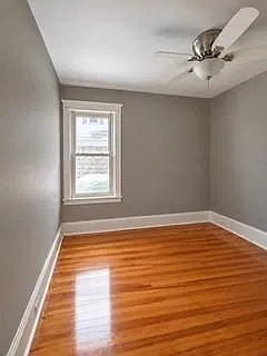 3 bed, 1.0 bath, 1100 sqft, $2,200 — Photo 4