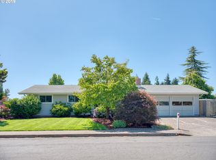 4004 Meredith Ct, Eugene, OR 97404