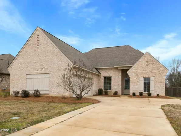 122 Porter Ridge Dr, Canton, MS 39046