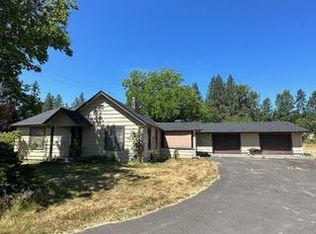 2496 SW Allen Creek Rd, Grants Pass, OR 97527
