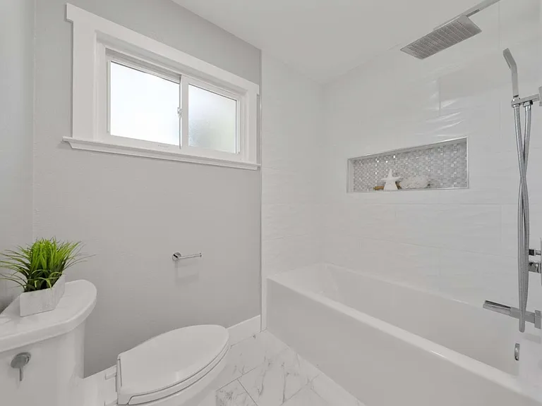 3905 Stanford Way — Photo 7