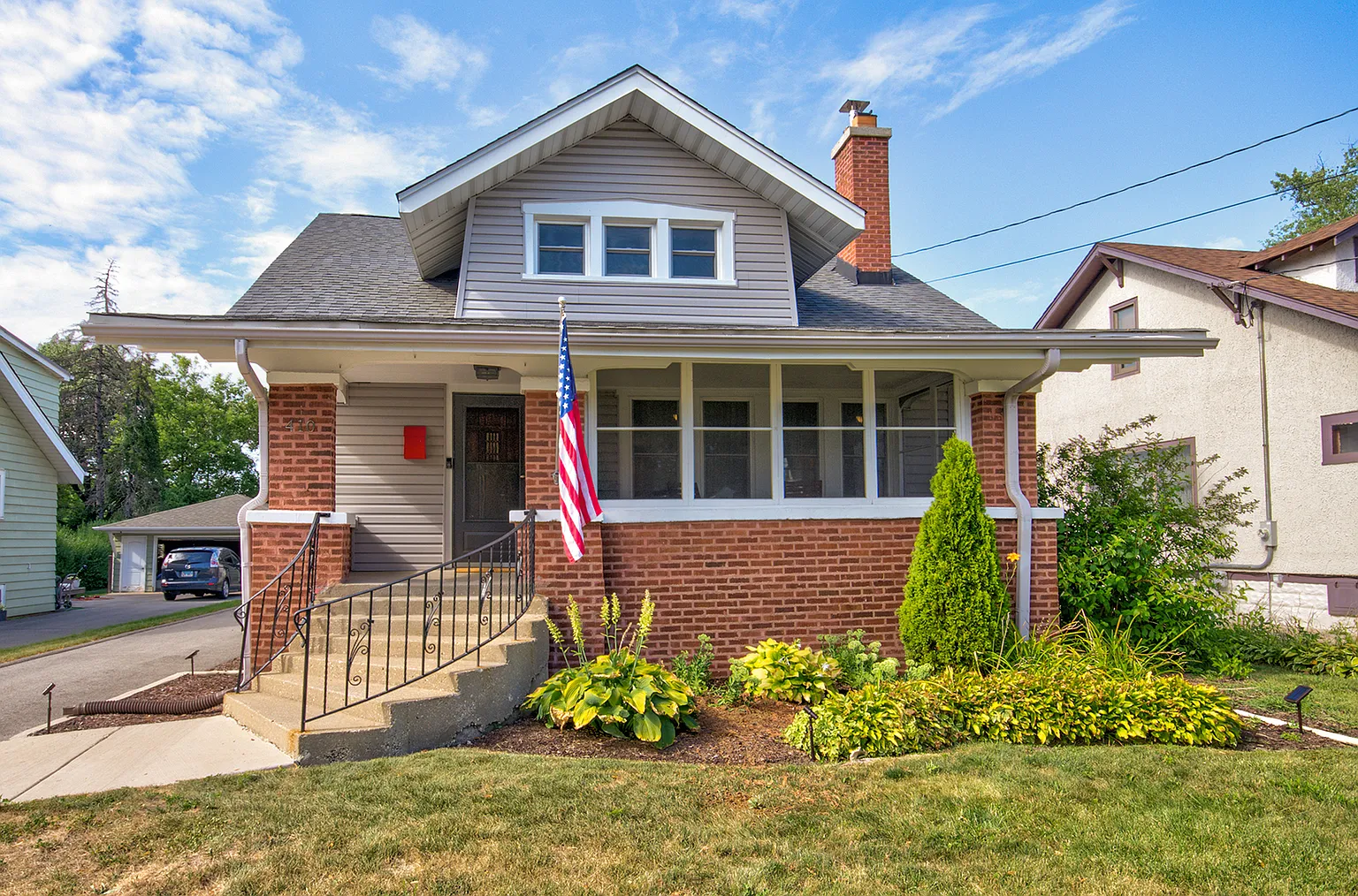 410 W Maple St photo 1