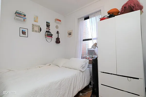 Rented by Citi Habitats | media 34