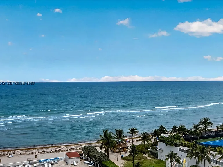 19201 Collins Ave #949 — Photo 43