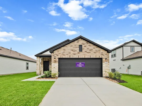 12026 Curlin Dr, Willis, TX 77318