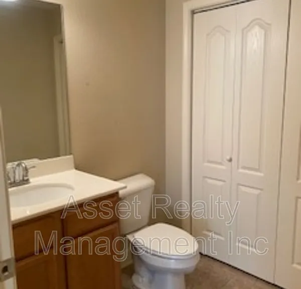 4730 Forest Landing Way — Photo 14
