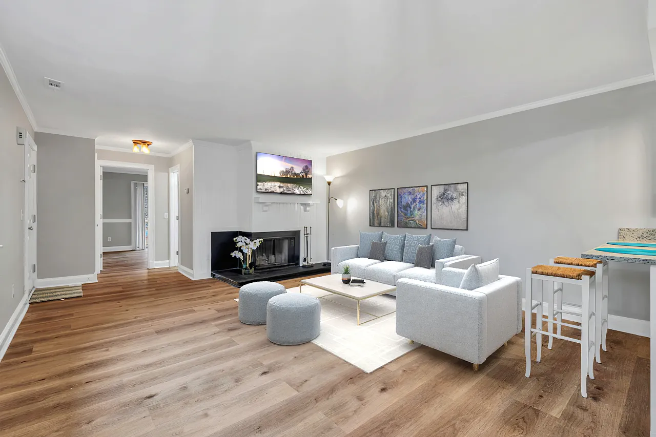 2 bed, 1000 sqft, $1,500 — Photo 2