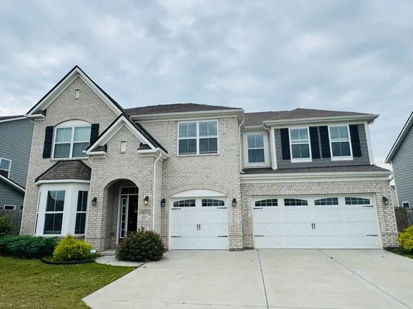1492 Trailside Dr, Greenwood, IN 46143