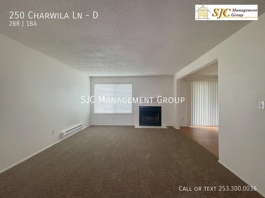 Two bedroom unit in Enumclaw — Photo 2