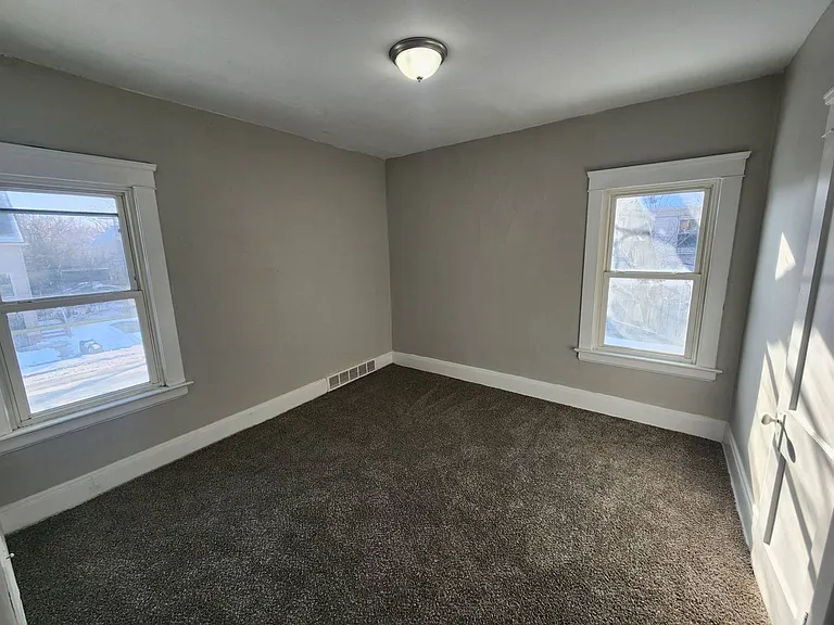 12514 Locke Ave — Photo 25