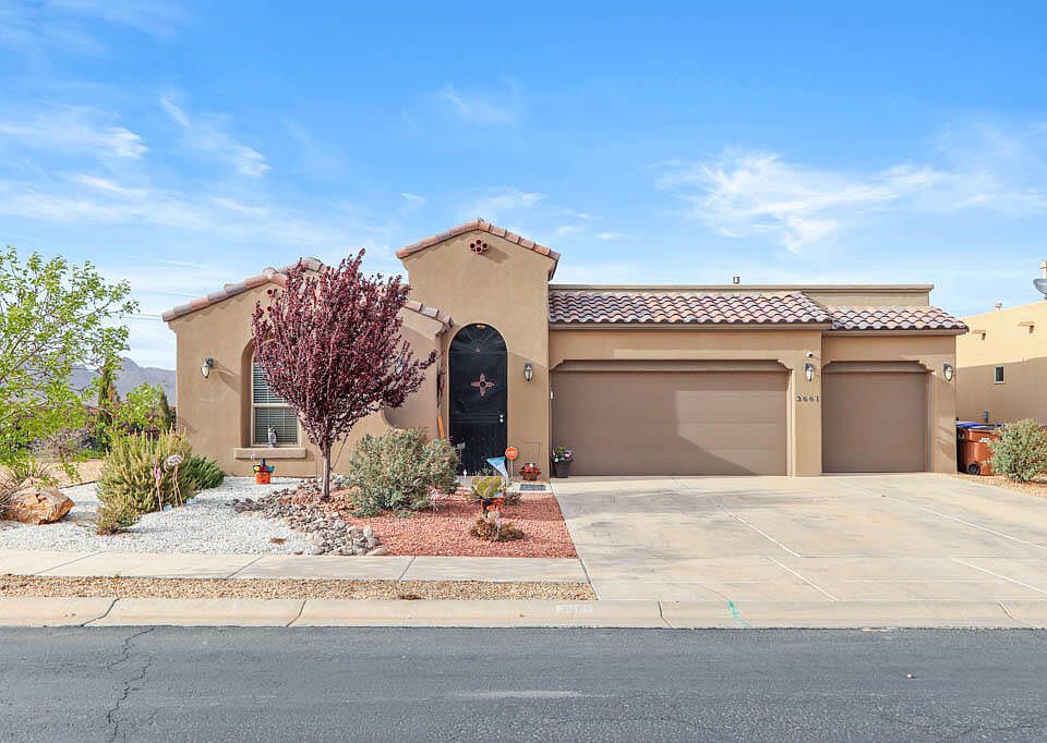 1st image of 3661 Palomar Ct