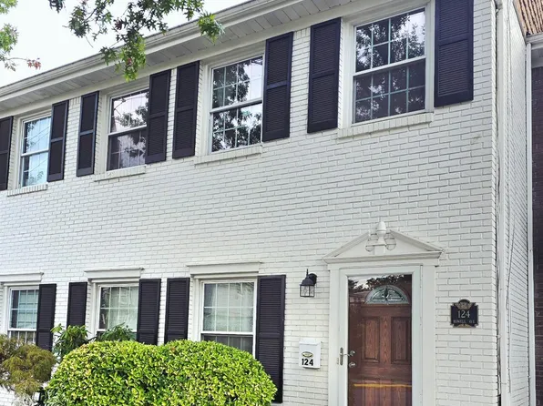 124 Howell Ave, Fords, NJ 08863