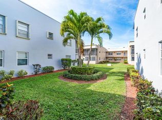 6 Burgundy Dr #A, Delray Beach, FL 33484