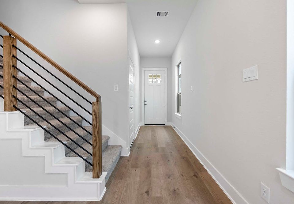 4019 Baja Lane - Bradley A - Foyer