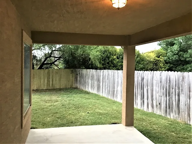 2322 Sean St — Photo 14