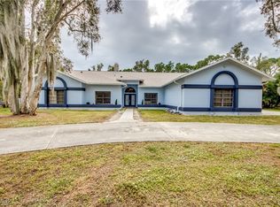 706 SW 6th St, Cape Coral, FL 33991