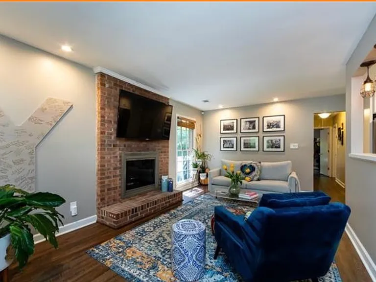 4742 Old Woods Rd — Photo 4